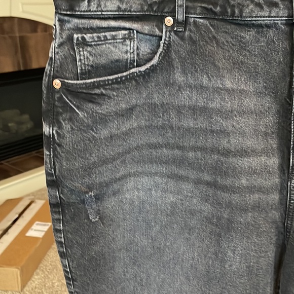 Loft Jeans - Picture 4 of 11